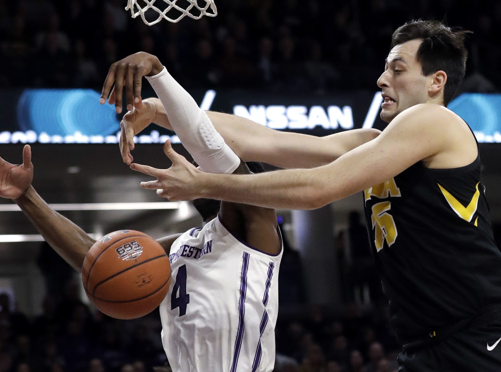Iowa Northwestern Basketball